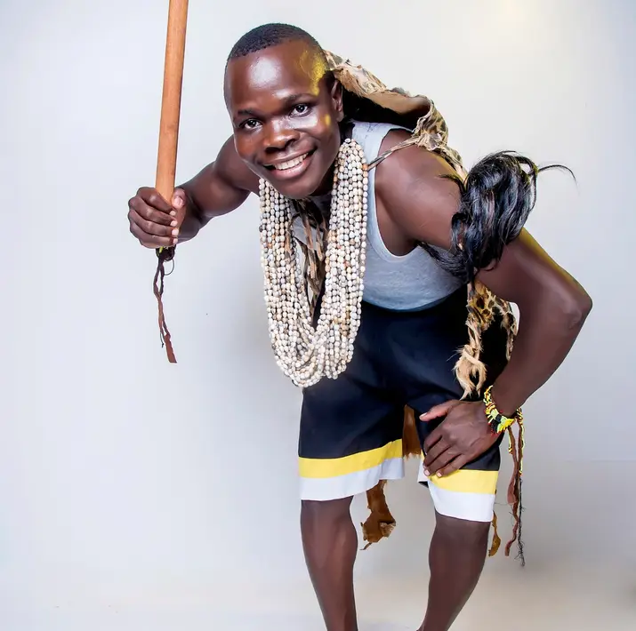 Mar Na - Young Man Wod Luo